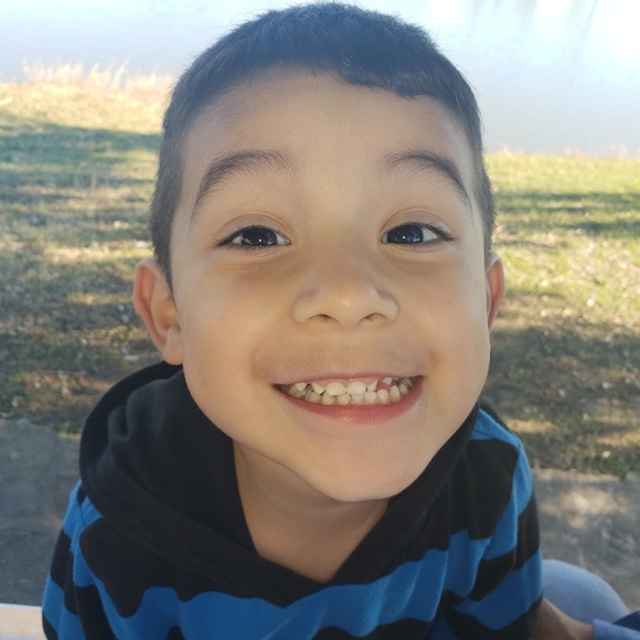 Meet your Posher, Jessica - Picture 1 of 1